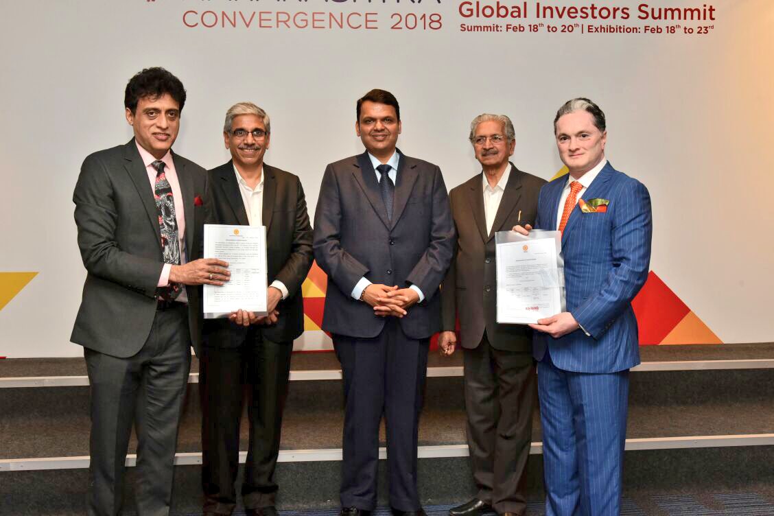 CMOMaharashtra's tweet image. MoU signed between J. K. Investors Ltd &amp;amp; GoM in presence of CM @Dev_Fadnavis for school project and sports complex at Nandgaon Peth,Amravati.
Investment:₹50crore
Employment:3500
&amp;amp; also for complex &amp;amp; commercial amenities.
Investment:₹375crore
200 affordable houses
employment:900