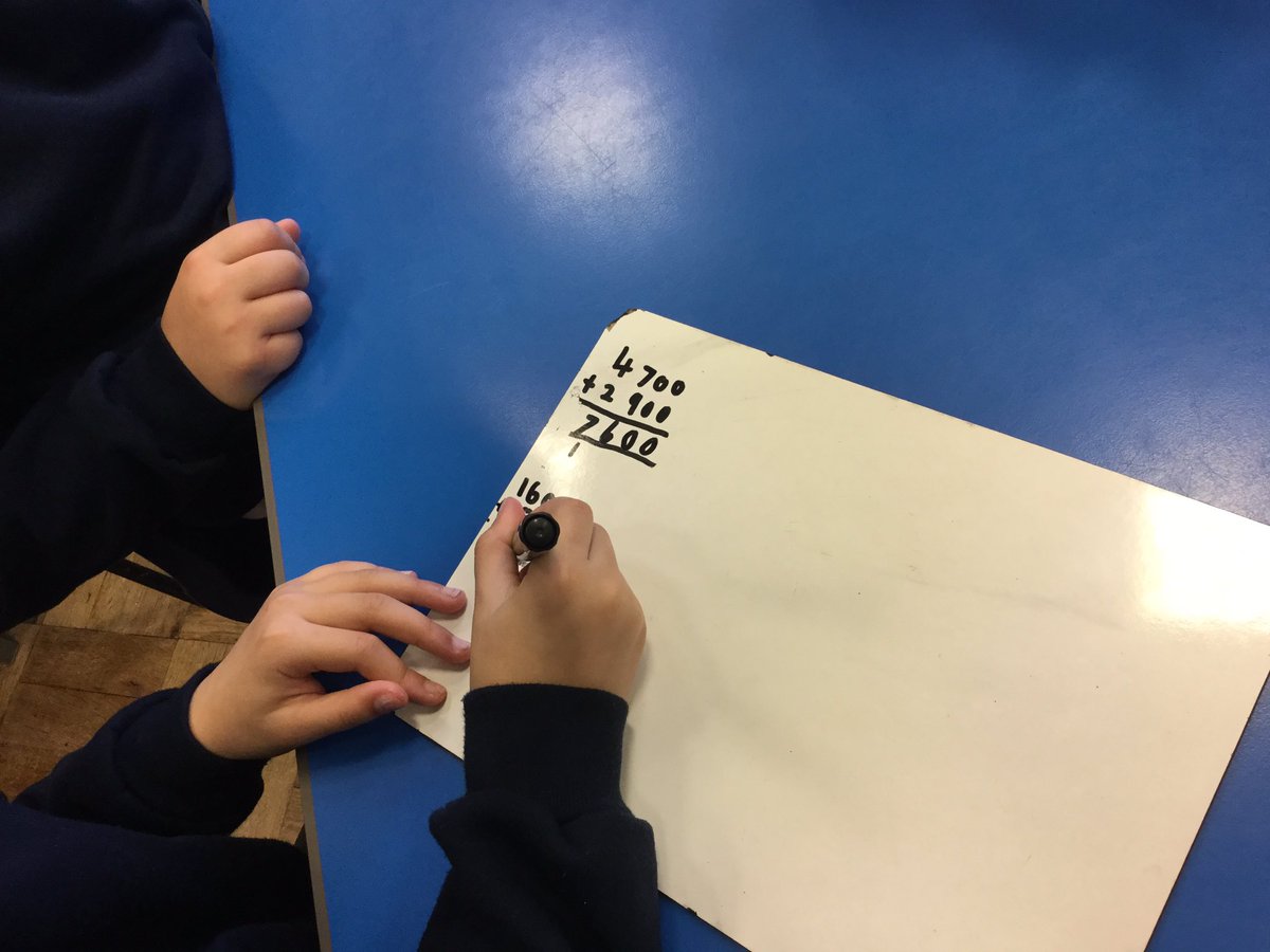 EPSMissMHardy's tweet photo. Y3 are #backwithabang this morning! We have been recapping our knowledge of #ColumnAddition, working together to #discuss and #explain! 😁👍🏼🌟#Y3areMathsExperts @Eastfield_EN3 @Gaynor_Spence @EPSNicoleJ https://t.co/CFm6ku6BX6
