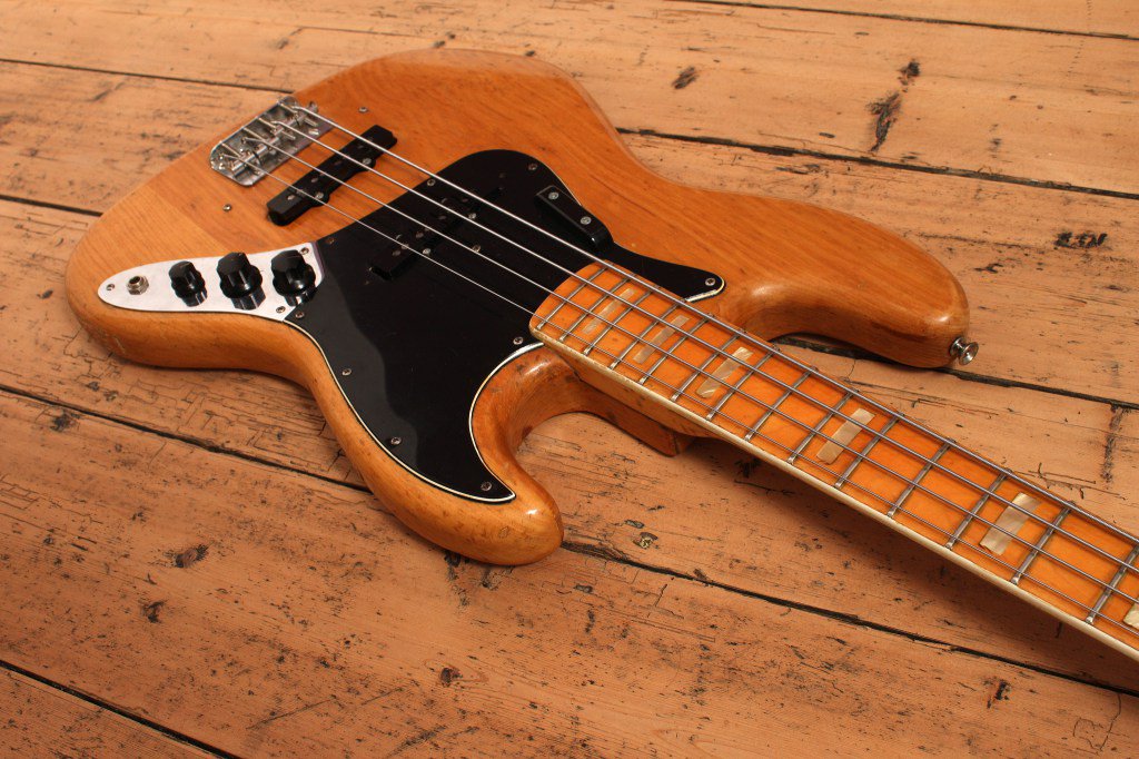 Tim from The Tone Workshop took on the challenge of reconditioning a rather tired looking 1976 #Fender #Jazz bass in much need of some attention. Read this classic bass guitar's #SetupStory here thetoneworkshop.com/1976-fender-ja…