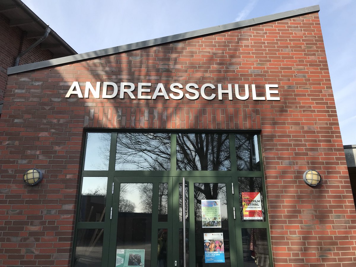 WietiNRW's tweet image. @sharkproject #Sharkproject #SALESFORCEOHANA #volunteering #Schulreferenten #Michel unterwegs