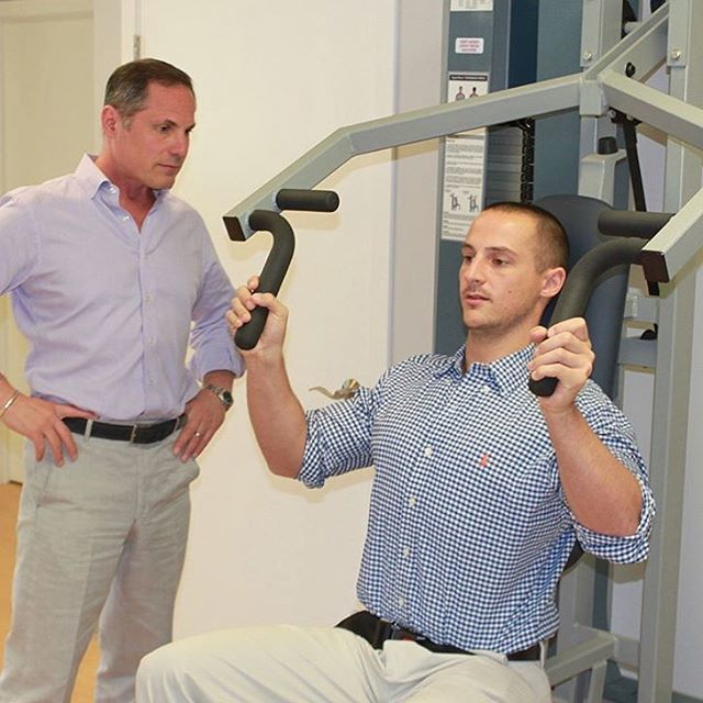 Yes you can come work out during your lunch break and be back at your office in no time.