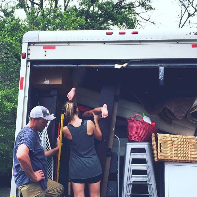 A picture of our cofounder @rachelgoode holding her daughter's feet in a search for keys during their move to Florida. #movingishard Moving clarified to her what matters most: community.⠀
⠀
Click the link in our profile to read '4 Things Moving Teach… ift.tt/2CwMpYn