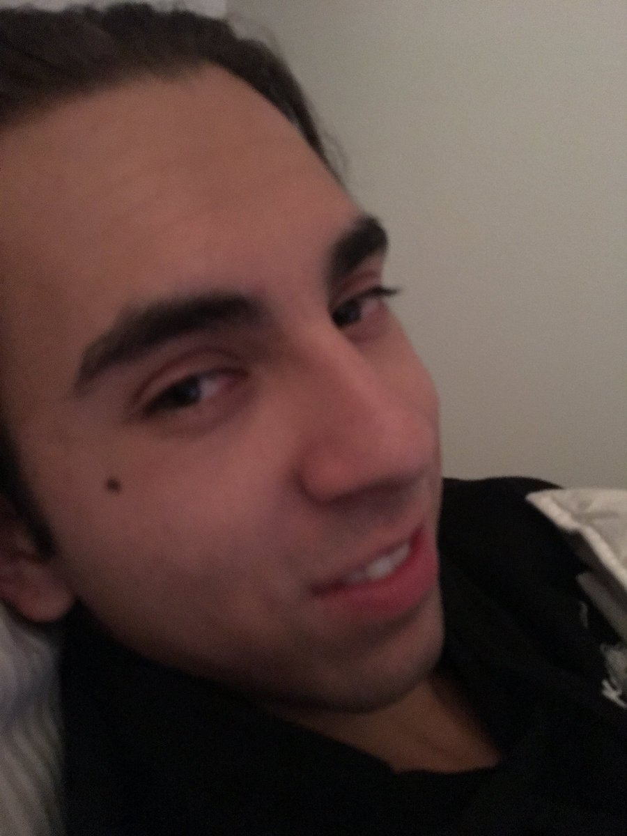colonhole's tweet photo. Happy Birthday G, miss you bud!💚 https://t.co/lTOsotEAlk