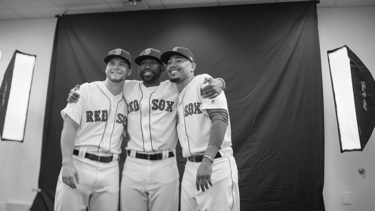 RedSox's tweet photo. #PhotoDay 2018 Complete ✔️ https://t.co/oZZUZaDel5