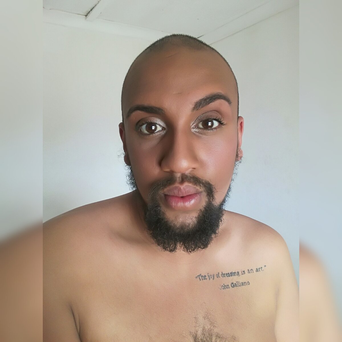 quan_the_queen's tweet image. I&apos;m late but fashionably so. The process of accepting that I&apos;m gender queer was a tough one but here I am -FIERCE AND PROUD
#nonbinarybabes #NonBinaryBadAsses