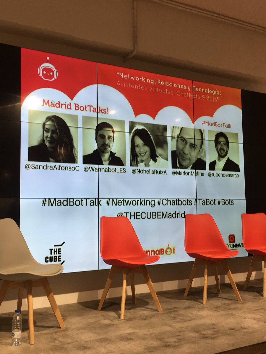 “Networking, relaciones y  tecnología: asistentes virtuales, charbots &amp; bots”  #networking #madbottalk #chatbots