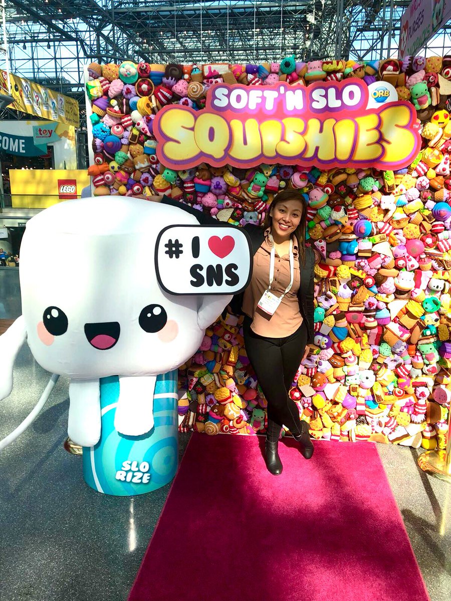 playologyintl's tweet photo. Getting our squish on! 😍#i❤sns #SoftnSloSquishies #tactiletoys #Squishies #squish  #SquishiesShop #Cute #Kawaii #Satisfying #Fun https://t.co/ik8hsNcVKd