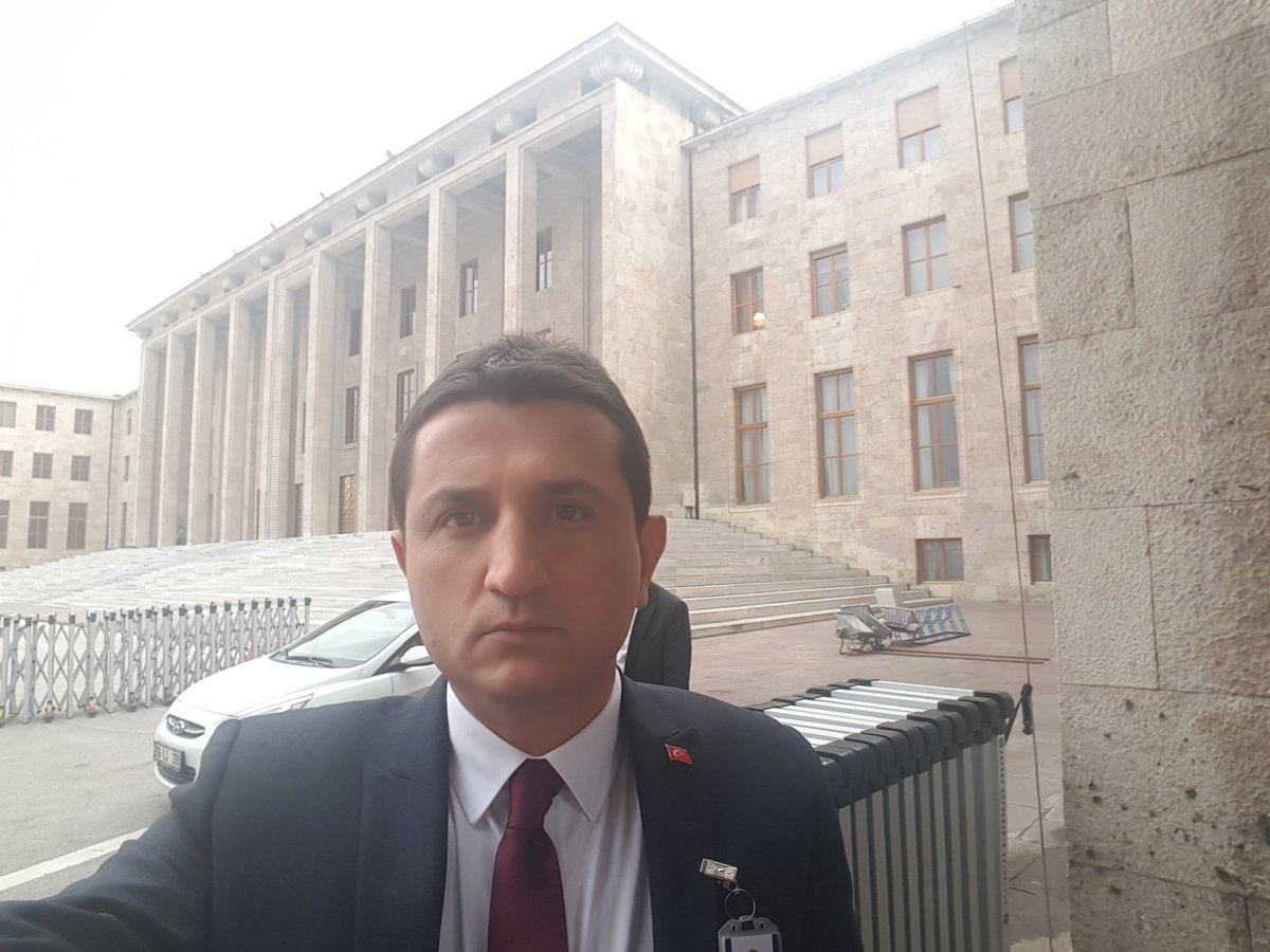 DasdemirHuseyin's tweet photo. Bugün mesaiyi TBMM'de tamamladık. Spot boru gazı ithalatına imkan tanıyan maddemiz Plan ve Bütçe Komisyonunda kabul edildi. Hayırlı olsun. #doğalgaz #enerji https://t.co/SiTJ1mwkyW