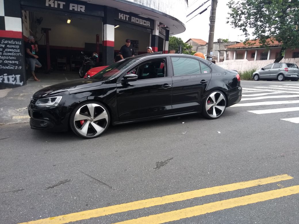 HsvSuspensoes's tweet photo. Jetta Ar instalado na HSV Suspensões!
Se inspirou? Compre já o seu Kit rebaixado: https://t.co/245u7XNpuM
#Jetta #Kitar #suspensão #Hsvsuspensoes #rebaixados https://t.co/7QS5vIo0YO