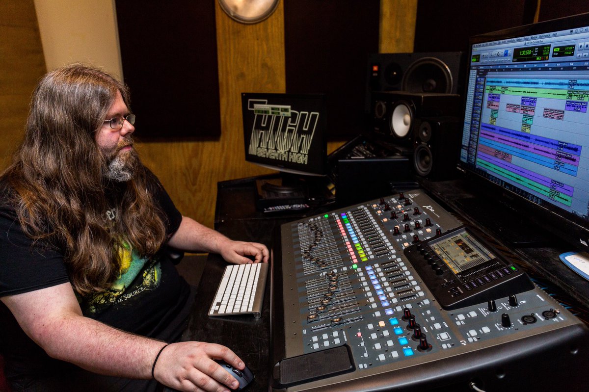 7thhighstudio's tweet photo. Getting the right mix will take time. As an artist, you’re searching for something that accurately reflects who you are. Let us help you with that. #7thhighstudio https://t.co/XUfhXSkysm