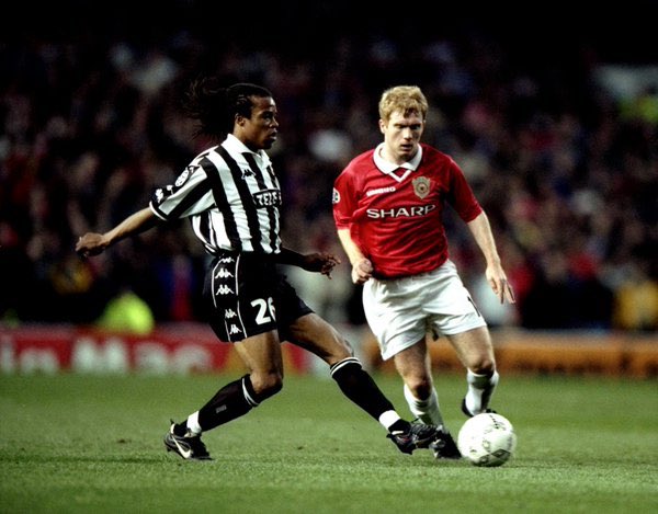 Edgar Davids: "Paul Scholes is underestimated. He has proved over the years that he is in the world's top ten, he can do everything."Full Article: http: http://www.skysports.com/football/news/11667/2352621/davids-backs-scholes