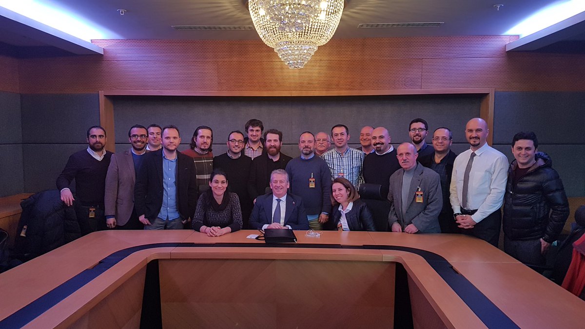 Dumankaya İnşaat'a  el konuldu, inşaatlar yarım kaldı. Kredi çekerek ev sahibi olmak isteyen vatandaşlar mağdur edildi. Vatandaşın mağduriyeti bir an önce giderilmeli ve insanlar evlerine bir an önce kavuşmalıdırlar. #dumankaya