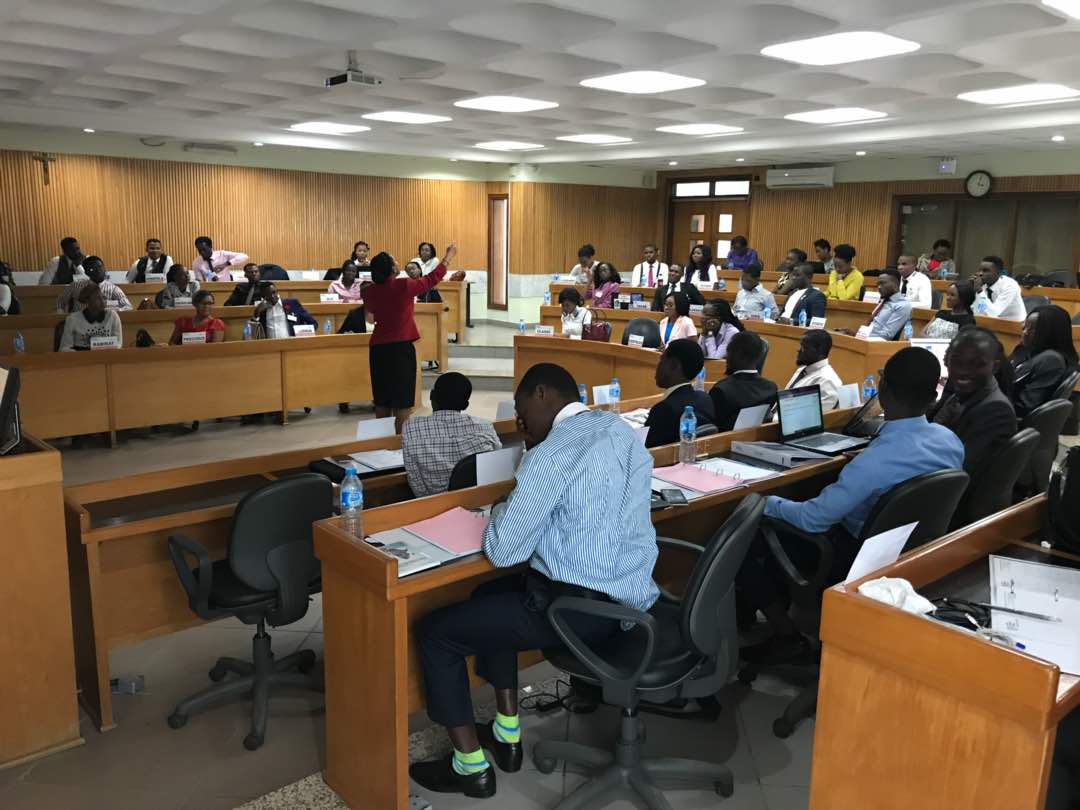 JANigeria's tweet photo. Next, Dr. Henrietta Onwuegbuzie @honwuegbuzie took the participants through a session on Entrepreneurship in an uncertain #economy. #ViMP2018 #Businessleaders #entrepreneurship #YouthEmpowerment #valuecreation #JAN #IamJan @JA_Africa_ @JAWorldwide @LBSNigeria https://t.co/WhMX4FOFQD