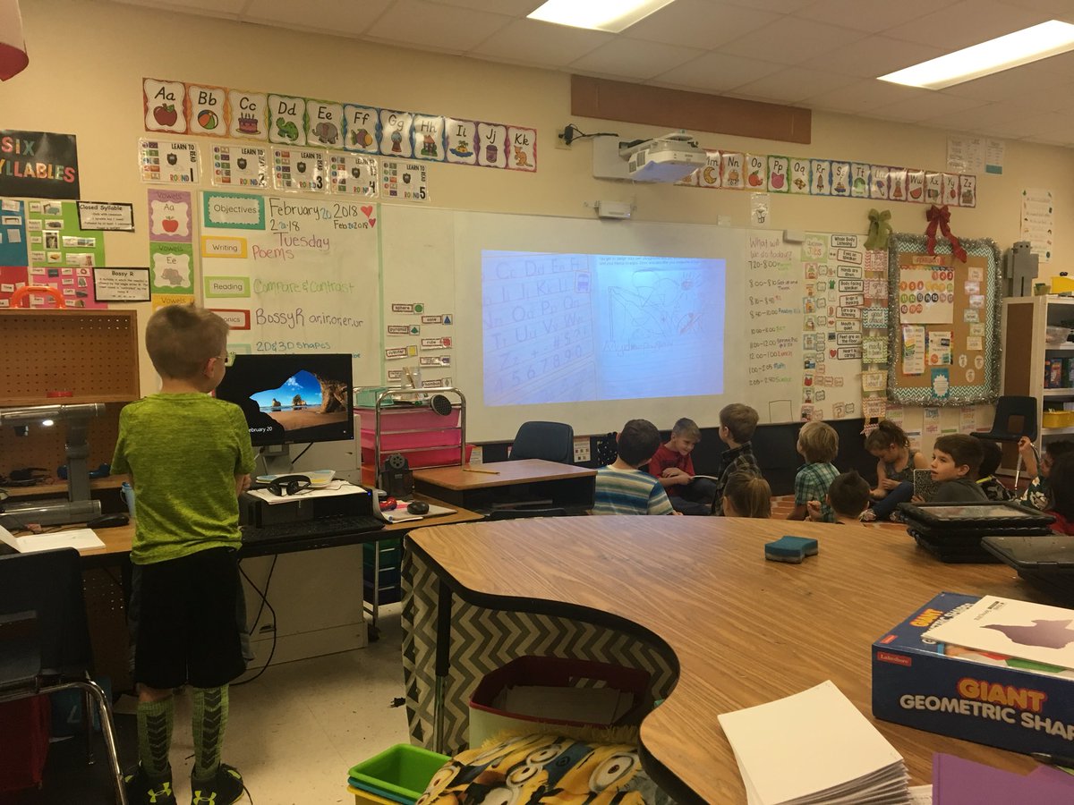 MoldenhauerBBES's tweet photo. Thanks Mrs.Pena for the great creative thinking ideas! #LearningTogether2018 #creativity #lteloveslearning https://t.co/Vt71vRdrwv