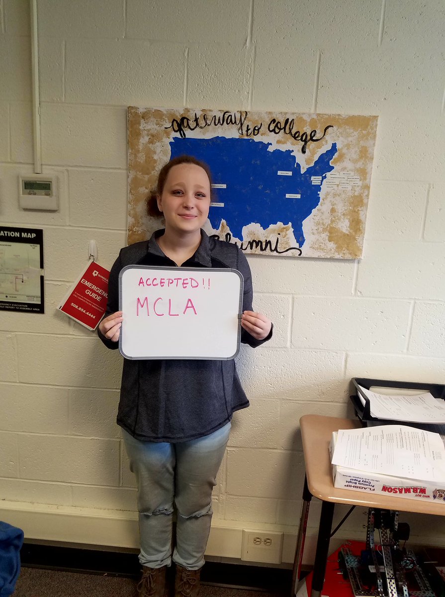 Congrats to Sarah on her acceptance to @MCLA_EDU!  

#gatewaytocollege #quinsig #college #prideinmycc #gohigherma #reachhigher #bettermakeroom #notdropouts #attendancecounts #schooleveryday #gradnation #earlycollege #gatewaygrads #gatewayfam #lifeaftergateway #accepted #mcla