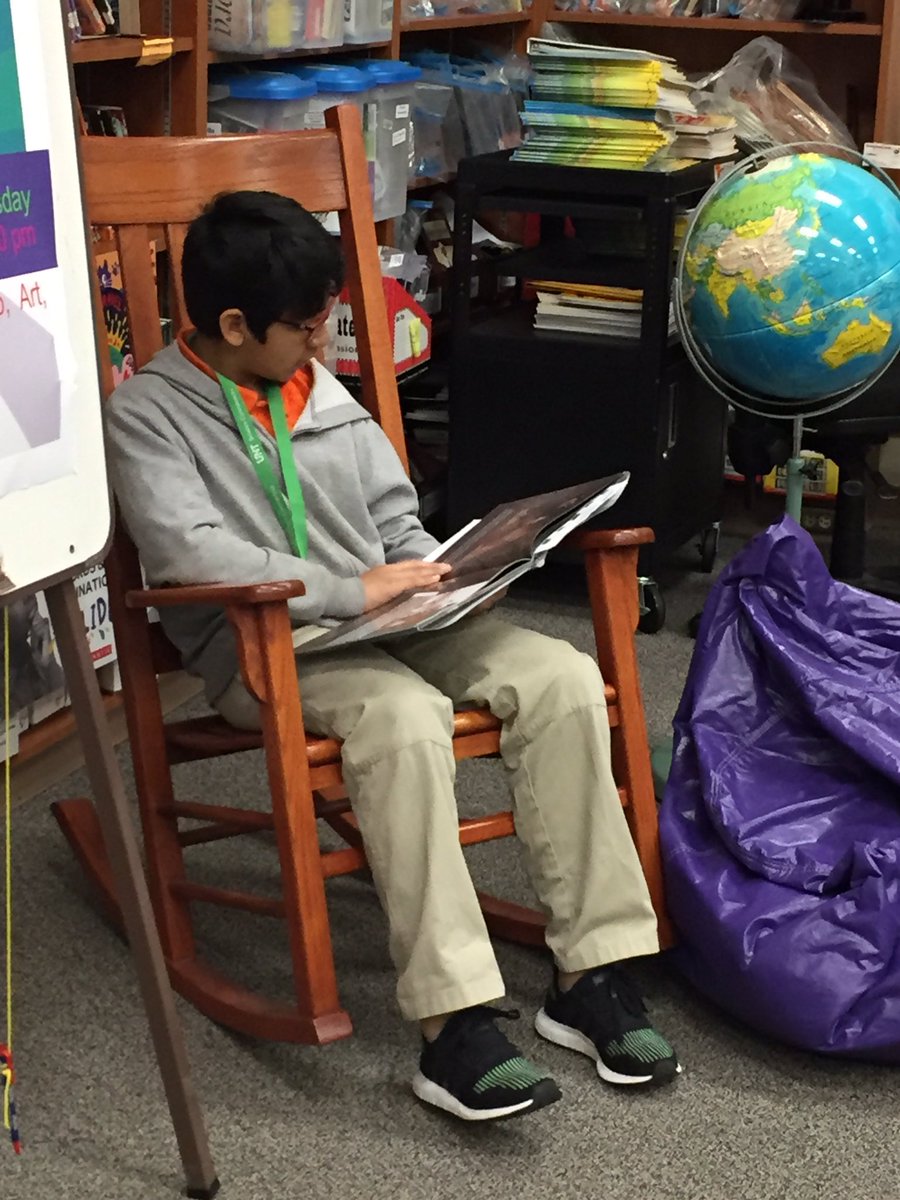 dianne_funk's tweet photo. Marcella morning reading time!💙 @MarcellaLibrary @aldinelibraries https://t.co/qylJSyD5Sd
