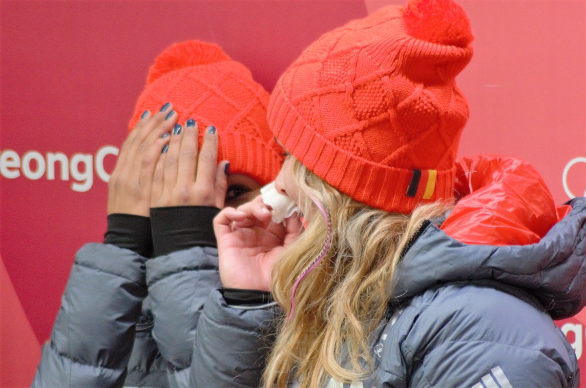 BSD_Presse's tweet photo. Halbzeitführung im Olympischen Frauenbob-Bewerb für Mariama Jamanka und Lisa Buckwitz. Stephanie Schneider und Annika Drazek liegen auf Rang drei nach zwei von vier Läufen #BSDteam #Bobsleigh #PyeongChang2018 #TeamDeutschland #WirfuerD https://t.co/T4rSIO48G9