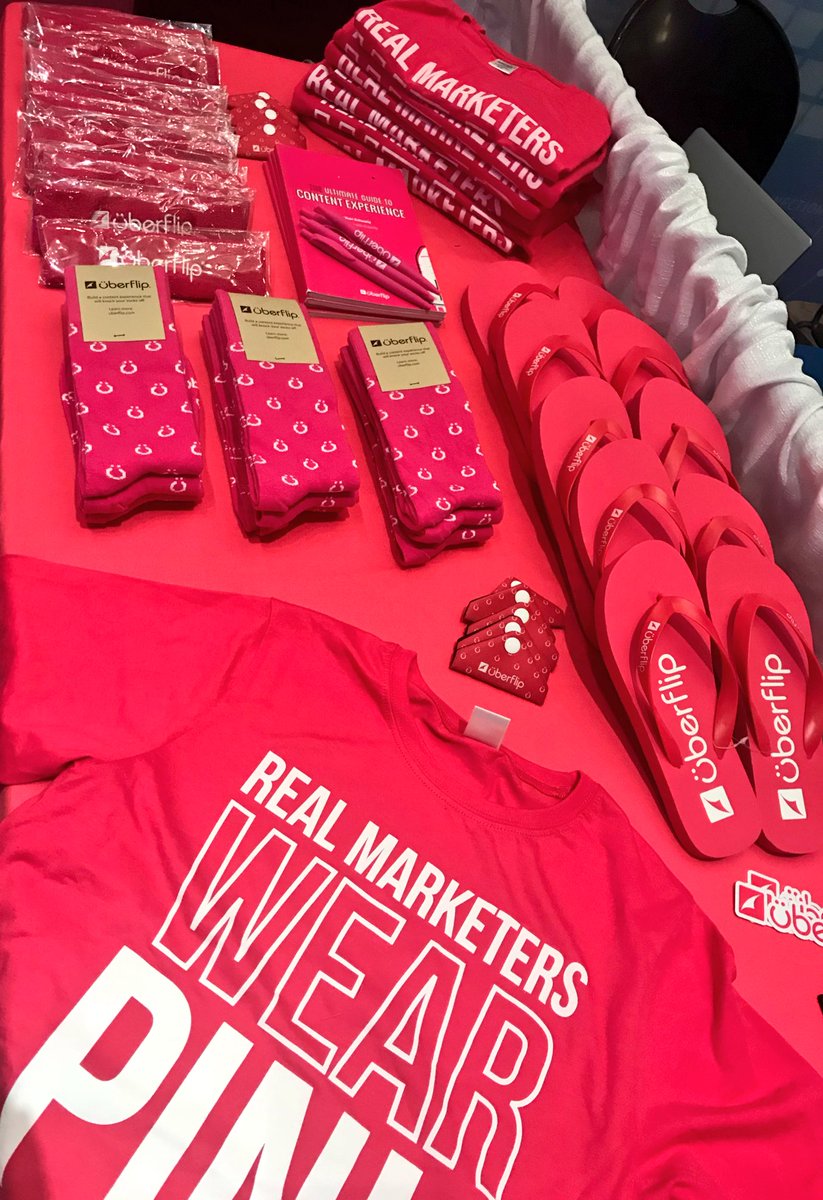 Kicking off events here at the <a href="/Uberflip/">Uberflip</a> booth with a strong swag game 💪 come say hey! #B2Bmx #swaggie?