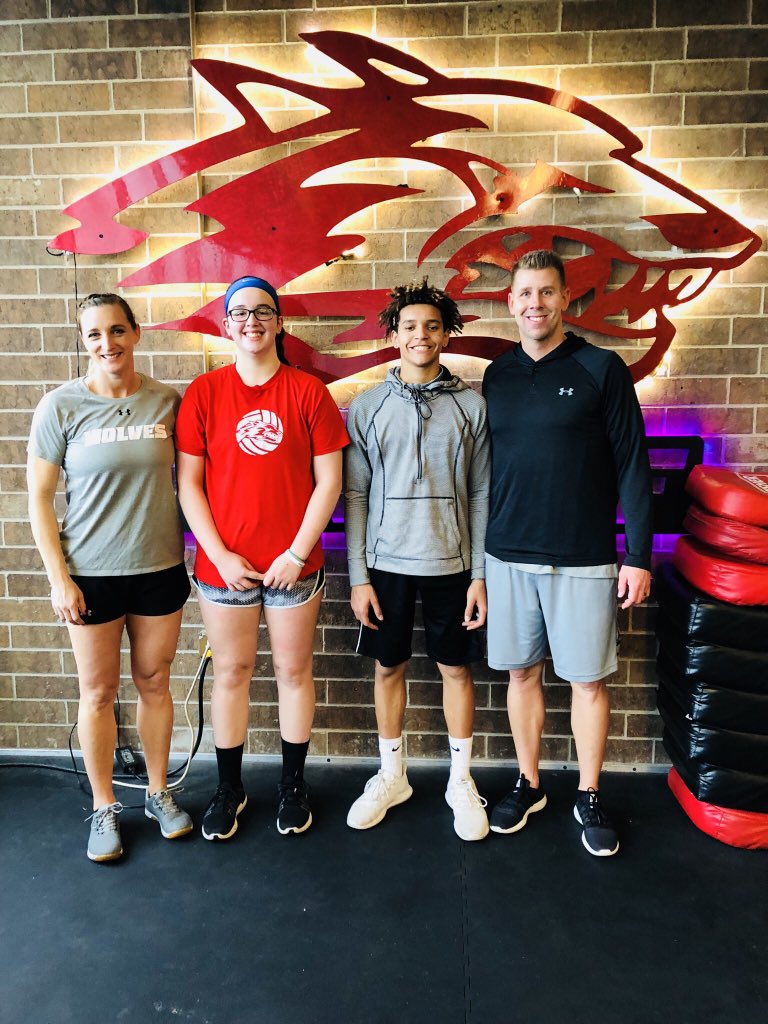 PEWolves's tweet photo. Congratulations to our January @ReedsSpringMS PE athletes of the month. These students show maximum effort and outstanding sportsmanship at all times. #GreatPlaceToMove https://t.co/dtQGBs8NJw