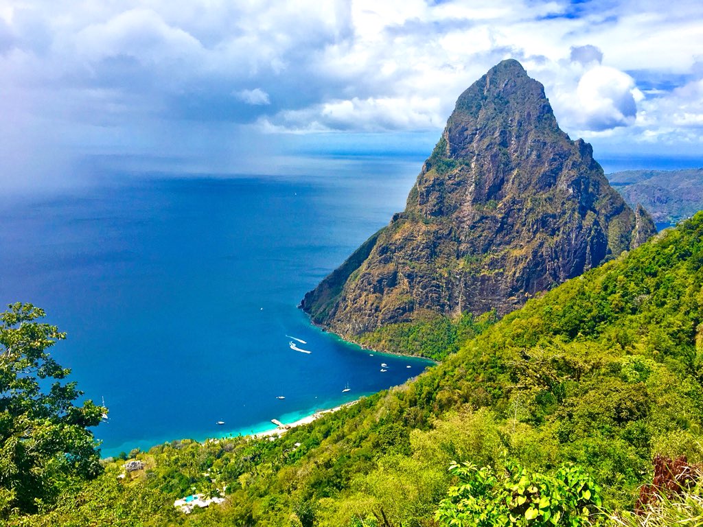 feelgoodntravel's tweet photo. @TheTravelChris @NatGeoTravel @Travel_Newz @discoverwtravel One of my many favorites! 💙 #saintlucia #caribbeanview #petitpiton  #stlucia https://t.co/Ti48rDvt2h