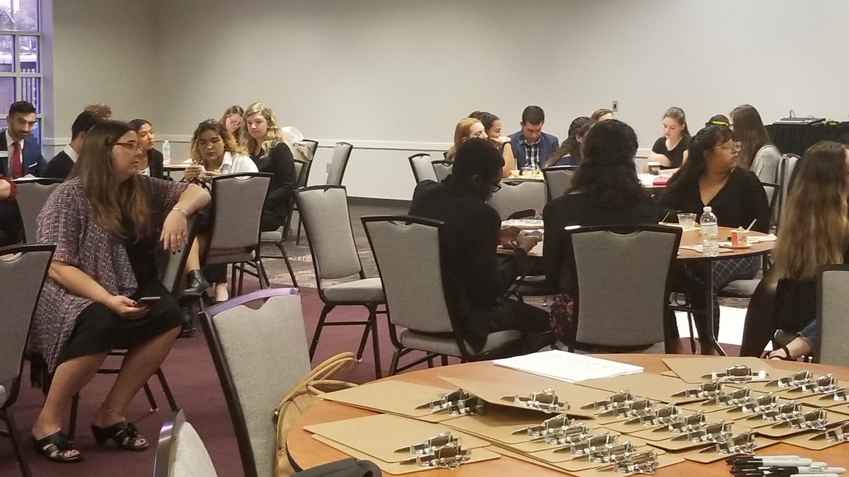 MMViverito's tweet photo. High School students are arriving to the Florida Capitol to make their voice heard. At 8:30 a.m. they were prepping &amp; now are off to visit state reps. The questions they're asking are simple. A Yes or No will do. And they're keeping tabs. #GunControlNow #standwiththekids https://t.co/gFdn4XxECB