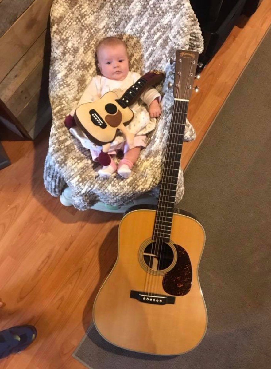 MartinGuitar's tweet photo. Start em' Young! https://t.co/H2MvlD130e