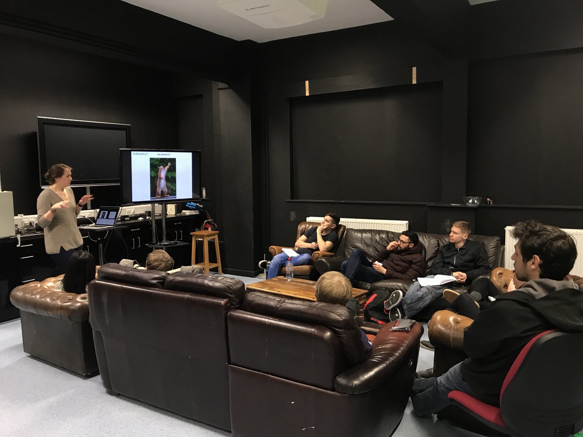 BPIuniofnotts's tweet photo. Ex student Laura Sutherland from @naturepl giving a talk to the students this afternoon about photo libraries and submission process. @UoNLifeSci @UONalumni #nature #photography #picturelibraries #professionalpractice https://t.co/DQ7iPQEIcM