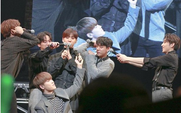 ladyjoong's tweet photo. LOL 💚 B.A.P #BAP #Yongguk #Himchan #daehyun #Youngjae #JONGUP #6yearswithbap #KPOP #banghim #daejae https://t.co/js4vkEBFN1