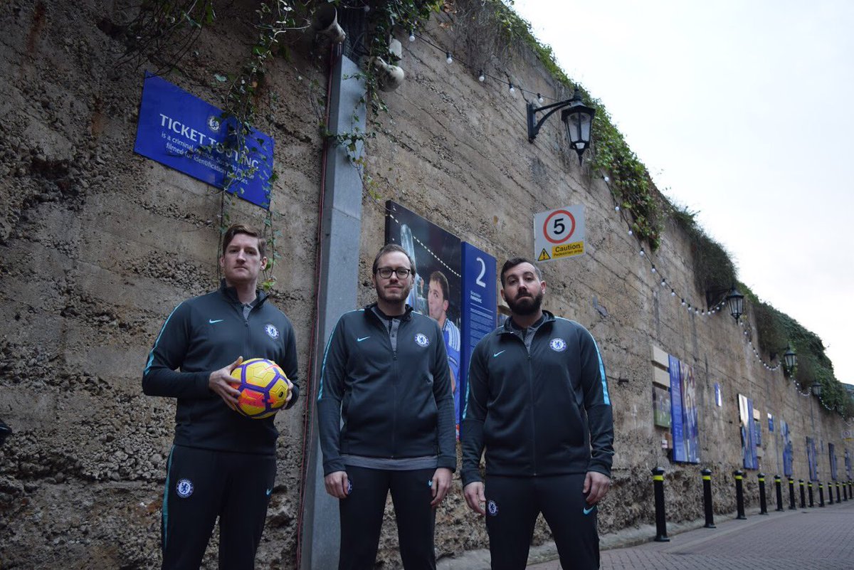 LondonBluePod's tweet image. European nights at #StamfordBridge are special. We hope to be there for another one in April. 

Thanks to @wrldsoccershop for #sponsoring the gear for this shoot. They tried their best to make us look cool. 🤷‍♂️

#notmodels #chelsea #chelseafc #cfc #cfcfamily