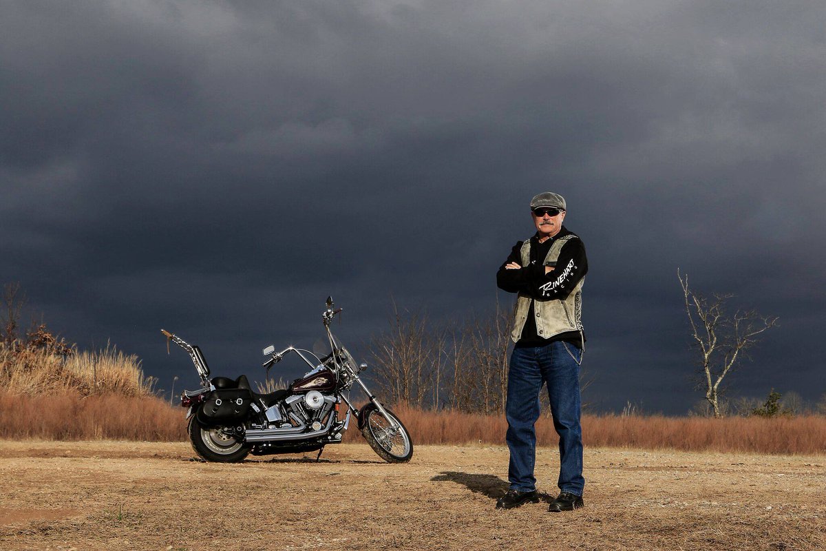 "You don't stop riding when you get old; you get old when you stop riding." -Anonymous
#2into2 #duals #fullsystem #rinehartracing #harleydavidson #americanmade #ourpipesyourbike