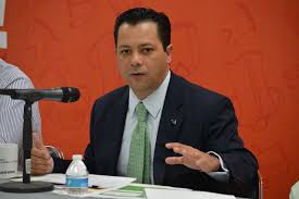 kioscomayor's tweet photo. @ElPatoDeLucas no pierde tiempo/ columna @kioscomayor / @claudiapavlovic @hectorslimseade @SoledadDurazo @felguimen @felguimor @rafarenteria11 @ChapoRomo @ramonriveraval1 @pauliieC @CrisGomezLima @zairafernandezm @davidanayac @QUIHUISF @b_abrilita// https://t.co/94sY5fFkZH https://t.co/SObY8kEIGY