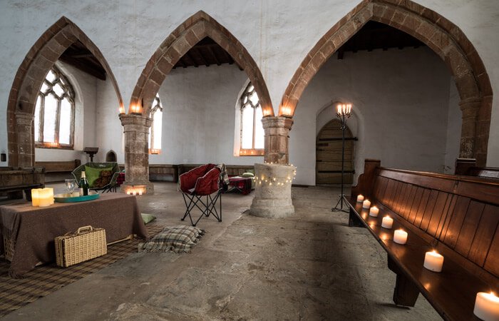 TheCCT's tweet photo. Don't forget that if you book your @ChurchCamping trip before March, you get a 10% discount! Here's a peek inside the bright, airy St Peter's Church, Wolfhampcote, to tempt you... https://t.co/2mYq7O3gL4 #Champing #DiscoverChurches https://t.co/b4zlXOH5KG