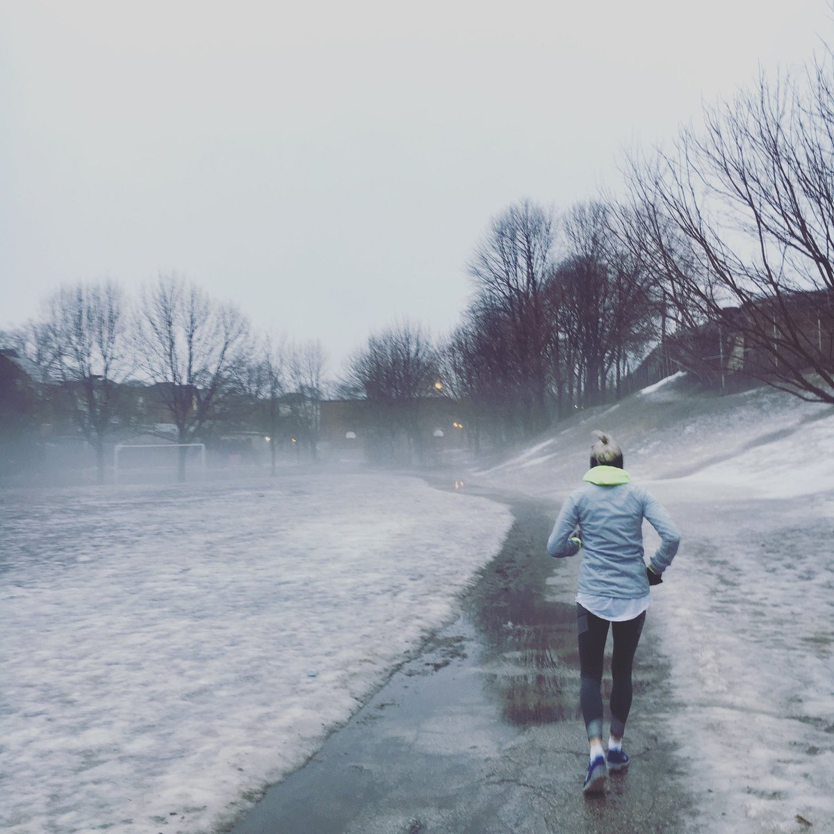 aynaT__Tanya's tweet image. Rainy, misty morning...so perfect running conditions #morningmiles #springintowinter