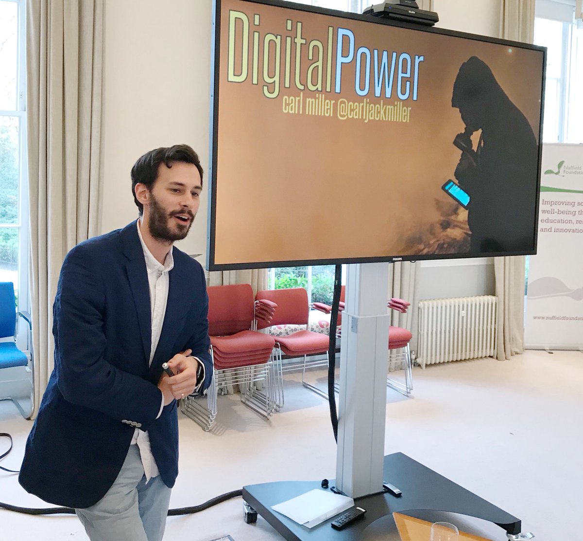 Vote Advice tweet media