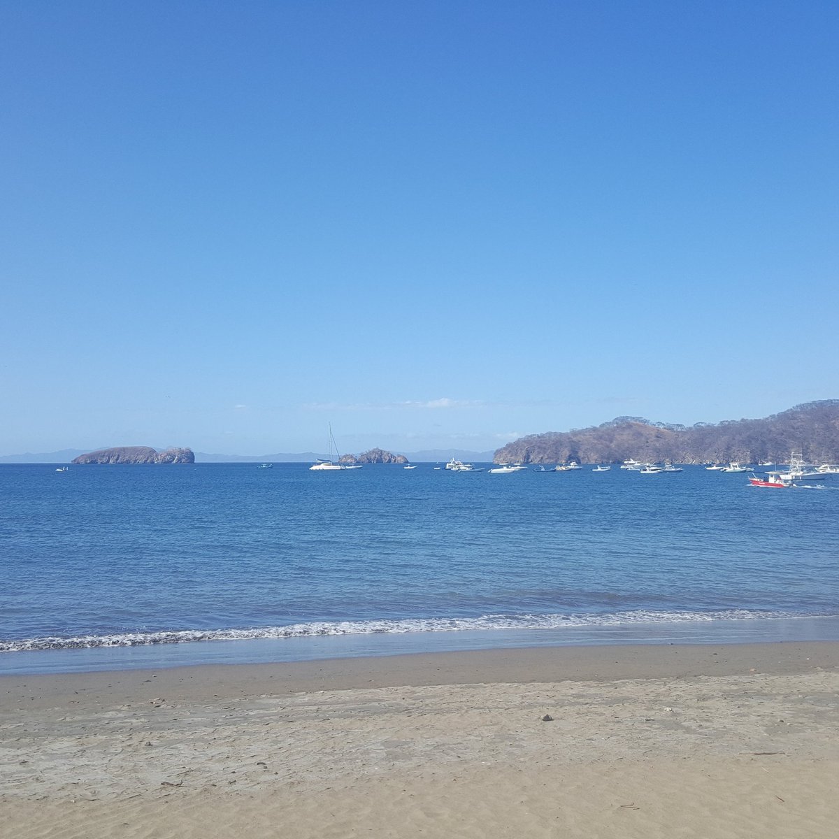 KimberlyNRobin's tweet photo. Playas del Coco 
#CostaRica #beach #Guanacaste https://t.co/plYByXK2He