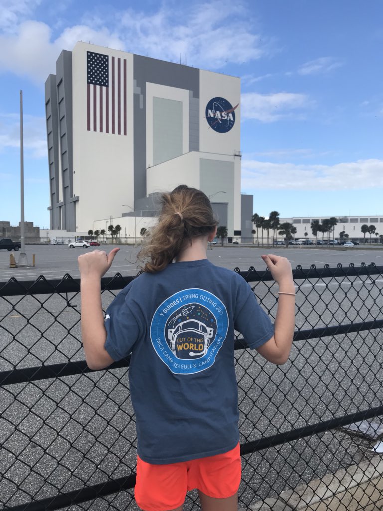 EtheridgeBrian's tweet image. Sparkling Snowball representing @ArapahoeNation w/ “retro” #springouting2017 t-shirt at @NASAKennedy yesterday. Can’t wait for #springouting2018! #howhow