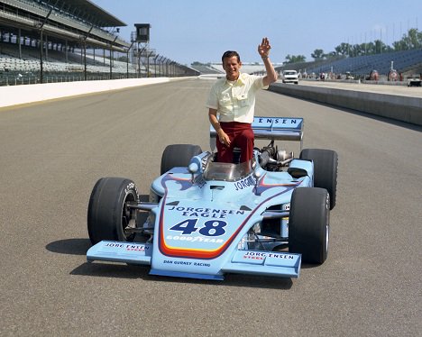 Happy Birthday to 3-time Indianapolis 500 winner and Hall of Famer Bobby Unser! 