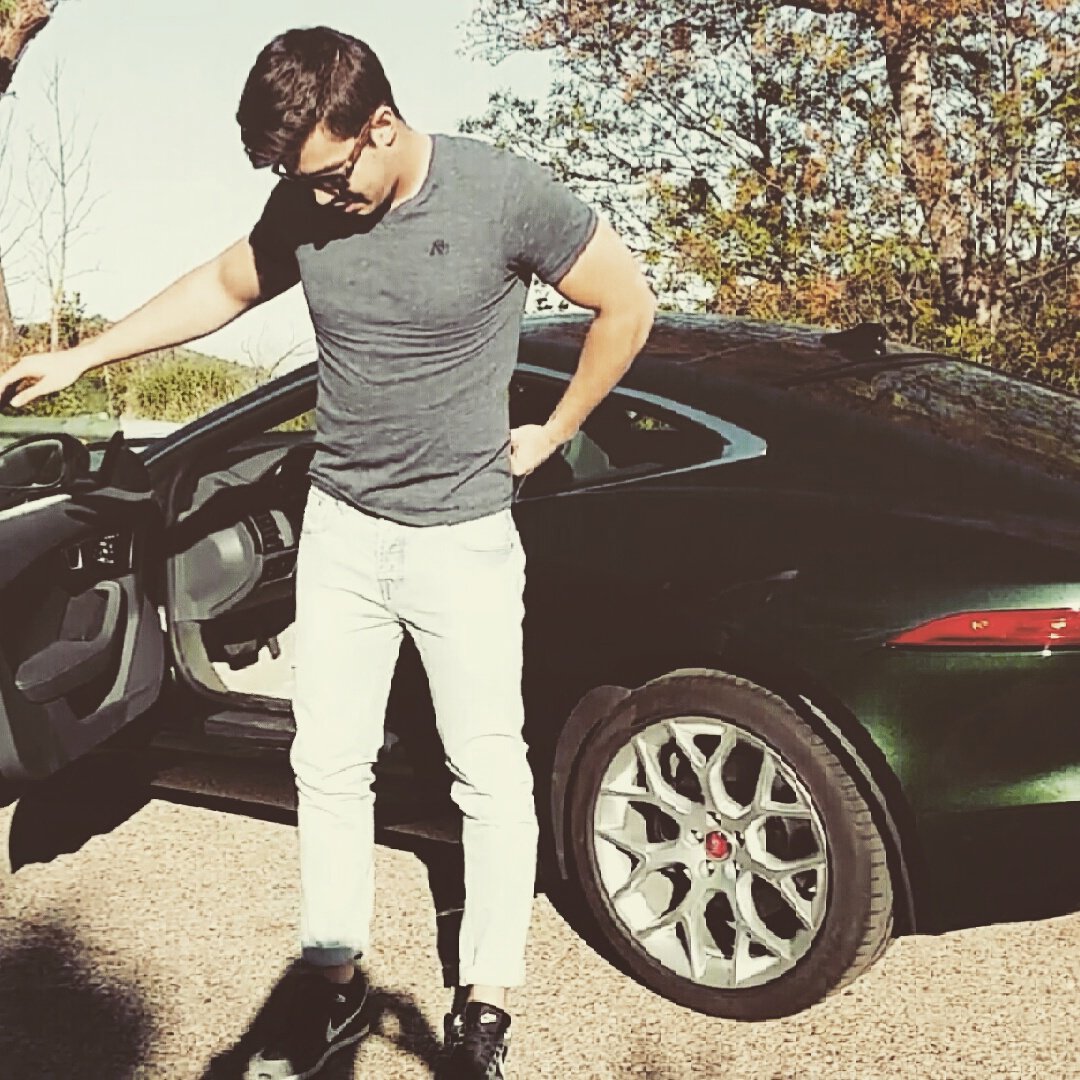 ListasMadridQ's tweet photo. Jaguar F-Type https://t.co/xCg0zeznxY
