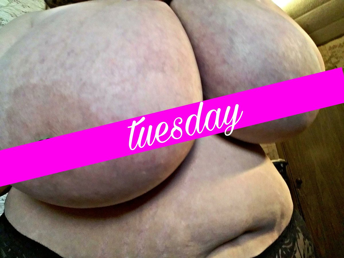 ana44f's tweet photo. You missed me 😘 https://t.co/dHzydvFOw3