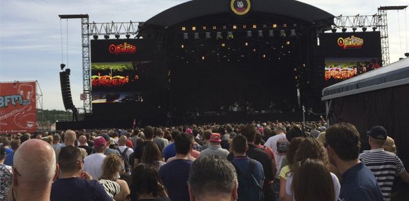 De wettelijke regels voor de brandveiligheid van evenementen en andere overige plaatsen zijn herzien. Wat betekent dit voor vergunningverlening, toezicht en handhaving? Volg een van onze 2 nieuwe bijscholingen @Safe_Events bit.ly/2CaWLS1