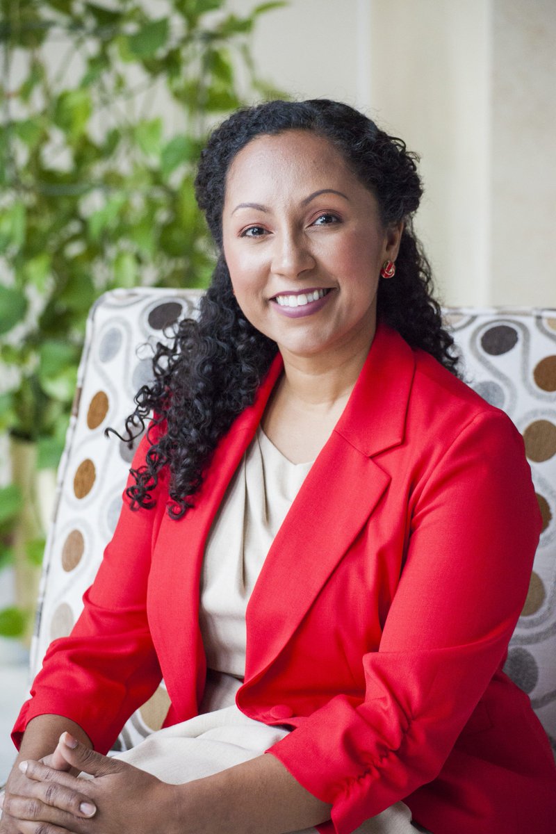 AlvernoCollege's tweet photo. Want to learn how to be an agent of positive change? Join us for a free seminar led by Deanna Singh and learn how social entrepreneurship can give you the power to reach your mission in life! For more info: https://t.co/jw6YeDRjKL … https://t.co/8etmBLdvR9
