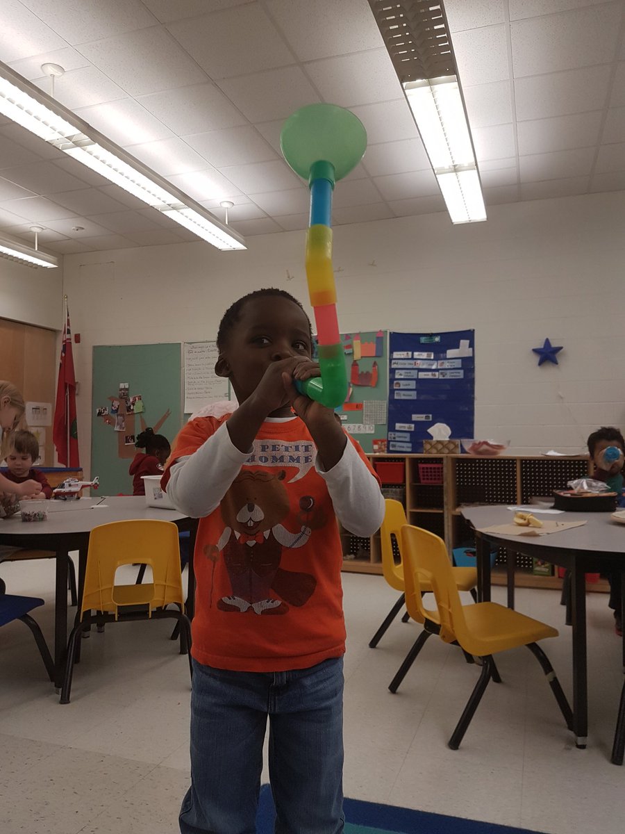 Mister_McLean's tweet photo. This friend realized that by putting some marble-run pieces together, he was able to create his own instrument! Very creative thinking! 😁🎶 #StMichaelOCSB #KindergartenLife #MusiciansAtWork https://t.co/7DRYWob0fd