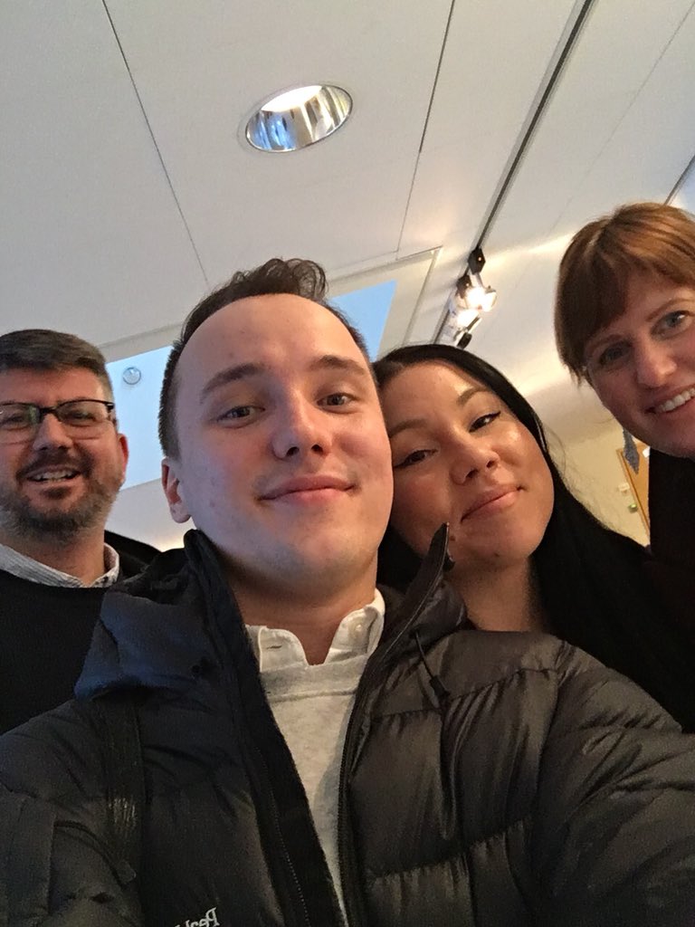 Idag hade jag och förbundssekreteraren ett givande och trevligt utbyte med OECDs missionteam som granskar Sverige på temat urfolk kopplat till regional tillväxt. Möjligheter och hinder låg på agendan. Bla. Kanada ligger i vissa avseenden hästlängder framför Sverige på området.