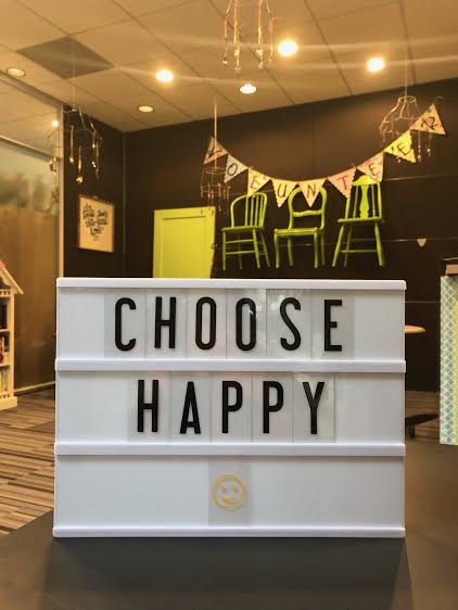 Happy Tuesday! 🌞 Make your own sunshine on this foggy day!