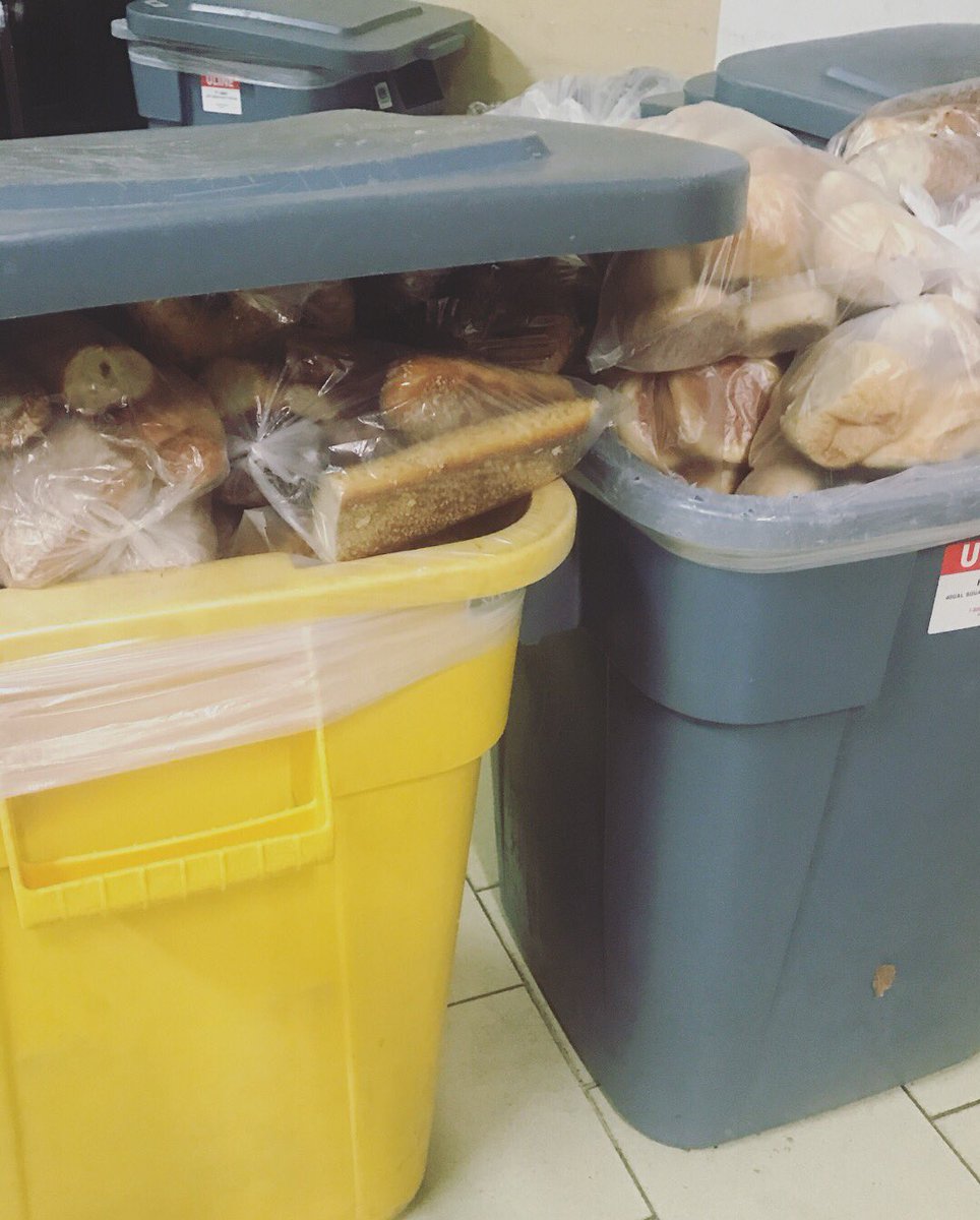 saraklind's tweet photo. Stocking day at @wscah! Huge delivery came in from @foodbank4nyc, plus bread from @CityHarvest and even food straight from @freshdirect. It's amazing to see how all these organizations come together to get food to those who need it most. #WSCAH https://t.co/c7Or2TECh0