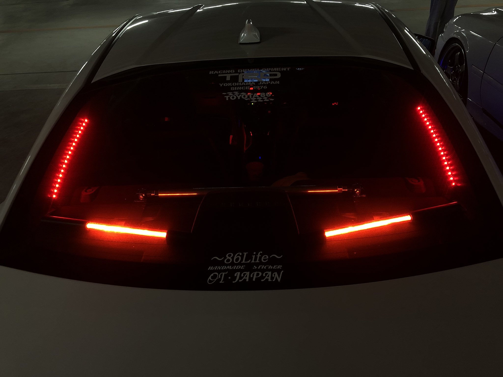 トトロ 86 チェイサー Ct0h A Twitteren 車内にネオン管付けた ワイスピで使われてるストリートグロー