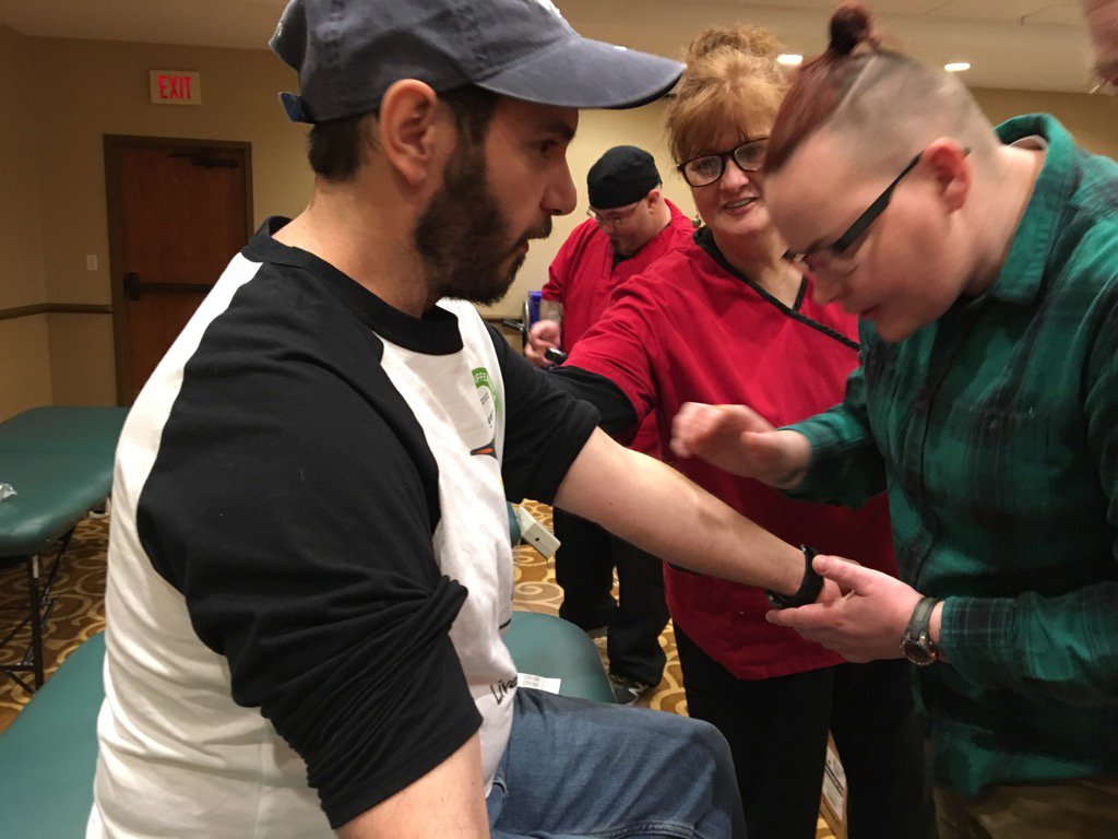 ToryRyden's tweet photo. Giving blood in memory of #jacobthompson Dad Roger prepares to donate @Clarionportlandmaine til 3p@newscentermaine https://t.co/zYPb4bkhbR