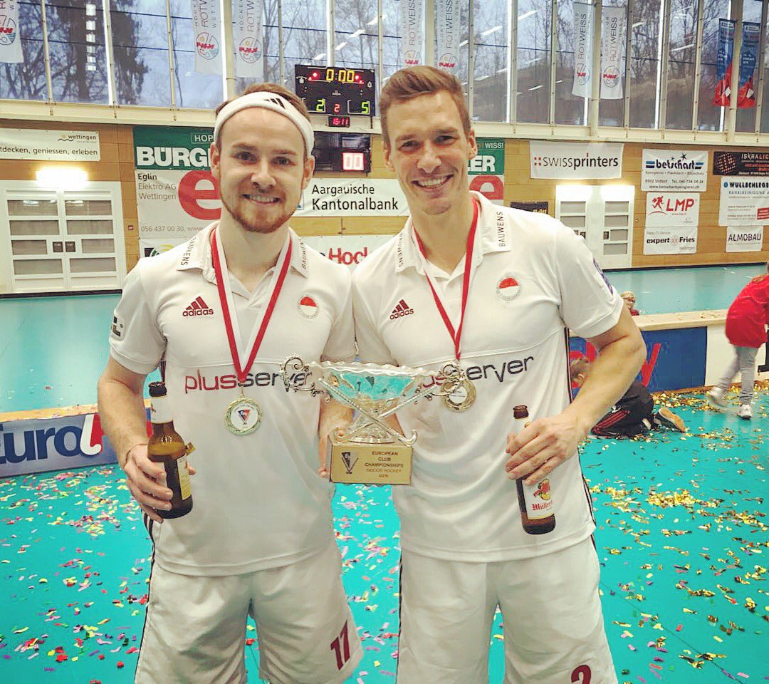 jcruehr's tweet photo. KINGS OF EUROPE ^2 @eurohockeyorg @EHLHockeyTV https://t.co/7TCZmlgNiO