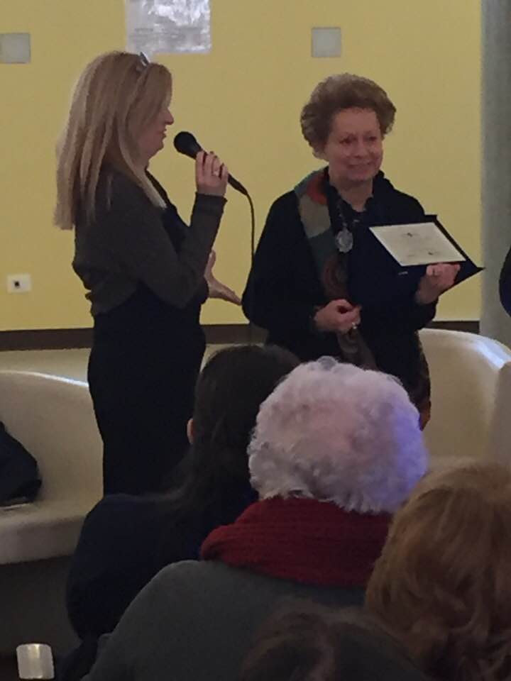 EuropeanWritin's tweet photo. Vincitrice della prima edizione del Premio Letterario Ewwa Lidia Calvano con il romanzo “H” 
Rosa Cerrato seconda classificata col romanzo “Angelo “ 
Terza classificata Maria Masella con il romanzo “i passi del ricordo” https://t.co/HUqUZIRvRk