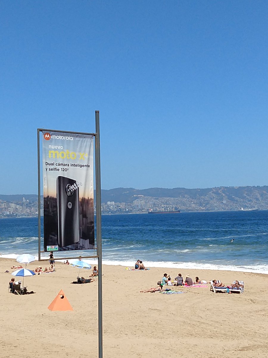 hellomotolatam's tweet photo. Verano al estilo #MotoX4 😎 https://t.co/EE9VHhJOqw
